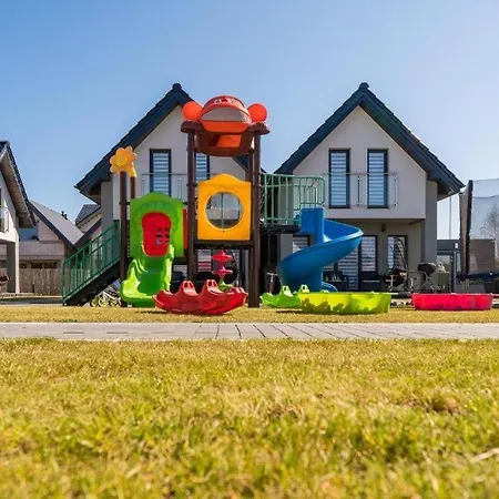 Domki Nord Breeze Z Podgrzewanym Basenem I Jacuzzi Wladyslawowo Exterior photo