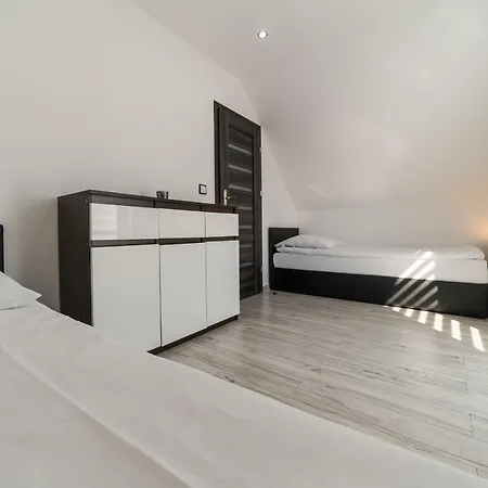 Domki Nord Breeze Z Podgrzewanym Basenem I Jacuzzi Wladyslawowo Exterior photo