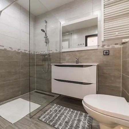 Domki Nord Breeze Z Podgrzewanym Basenem I Jacuzzi Wladyslawowo Exterior photo